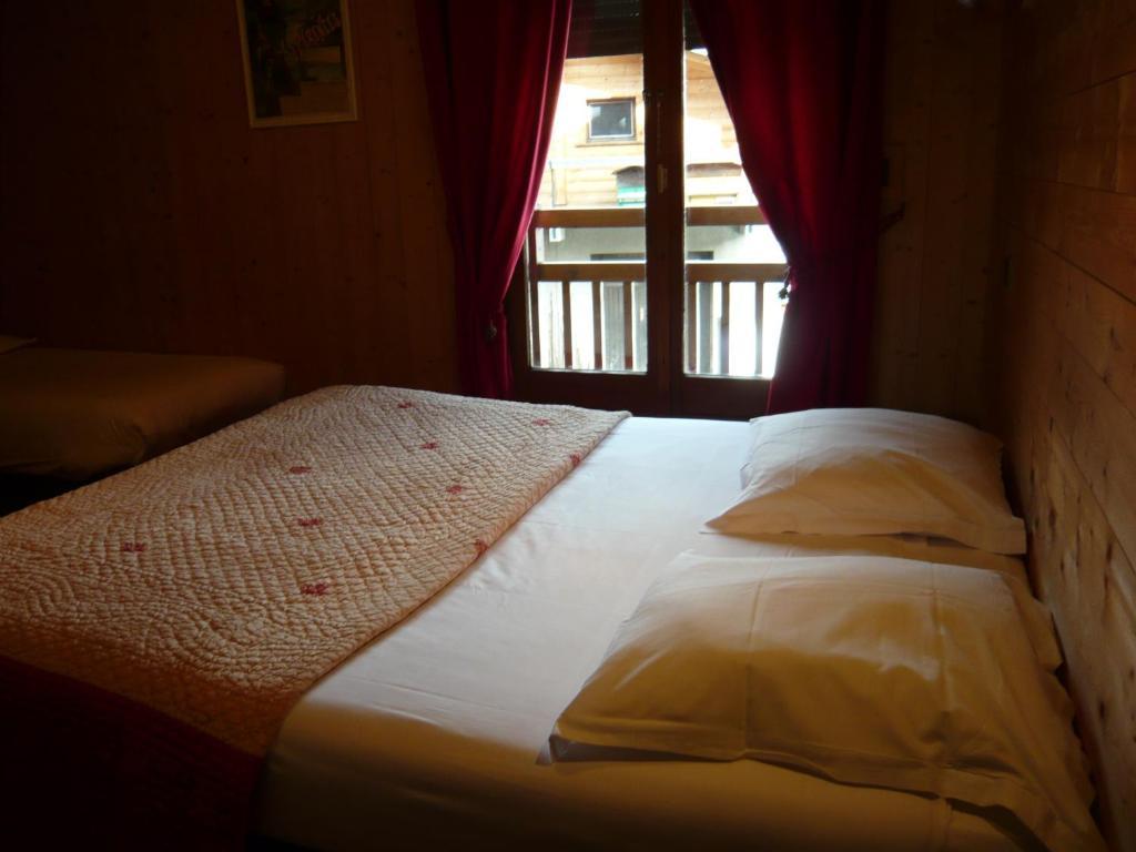 Chalet De L'Ancolie Hotel เมอแฌฟ ห้อง รูปภาพ